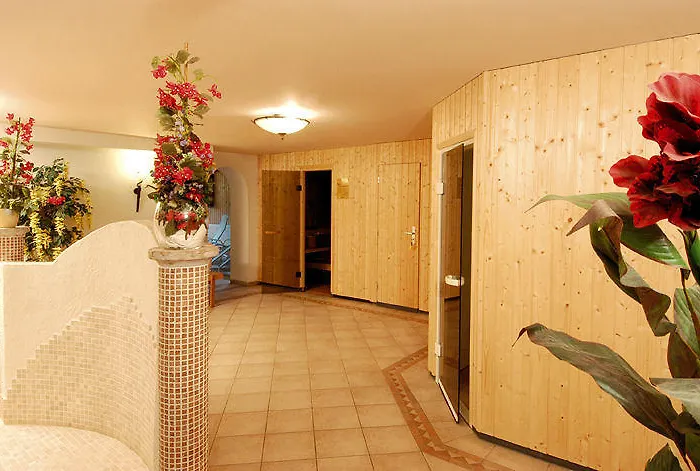 Belvedere 3* 加尔蒂